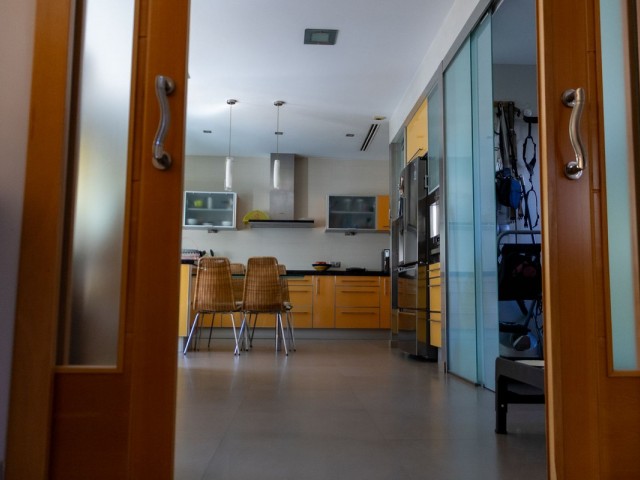 6 Schlafzimmer Villa in Playamar