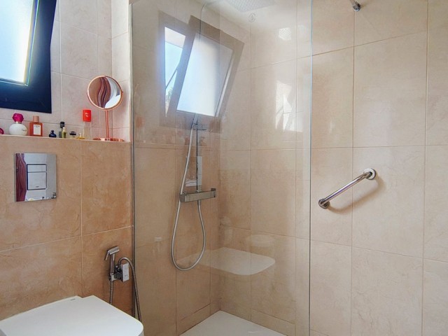 Kattohuoneisto Marbella