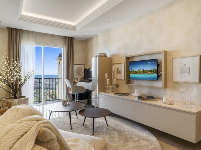 Apartamento con 4 Dormitorios  en Los Almendros
