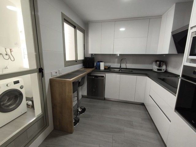 Apartment, Torremolinos, R5325046