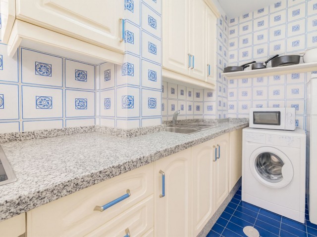 1 Bedrooms Apartment in Puerto de Cabopino
