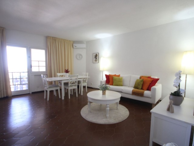 1 Bedrooms Apartment in Puerto de Cabopino