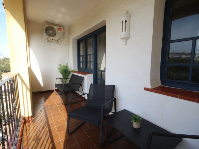 1 Bedrooms Apartment in Puerto de Cabopino