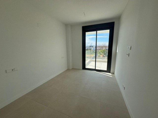 Apartamento con 3 Dormitorios  en Campo Mijas