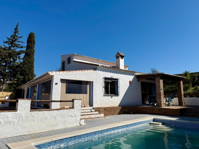 Villa, Valle Romano, R5335219