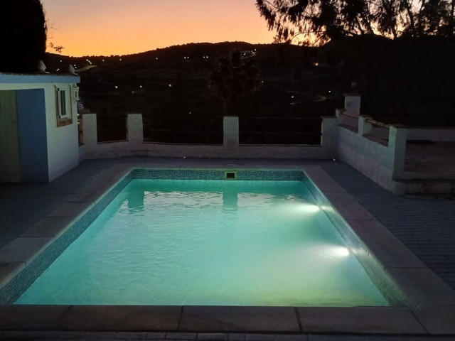 Villa, Valle Romano, R5335219