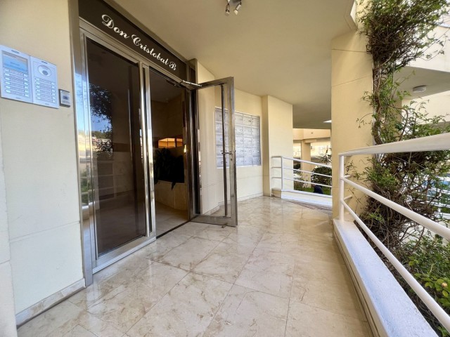 Appartement avec 3 Chambres  à Torremolinos