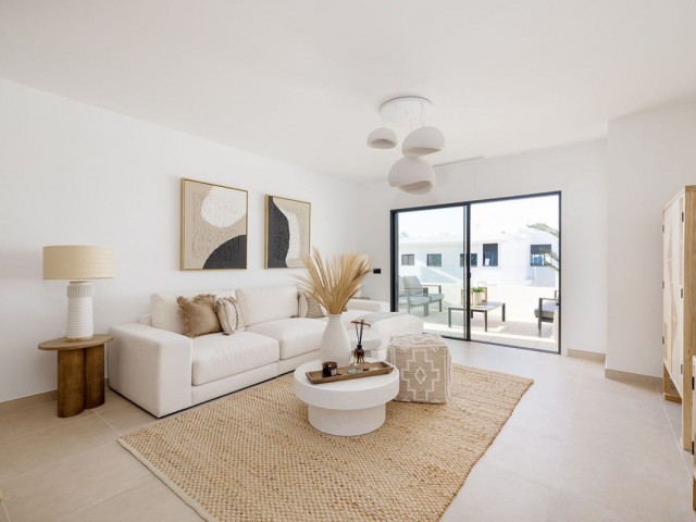 Apartamento con 2 Dormitorios  en Casares Playa