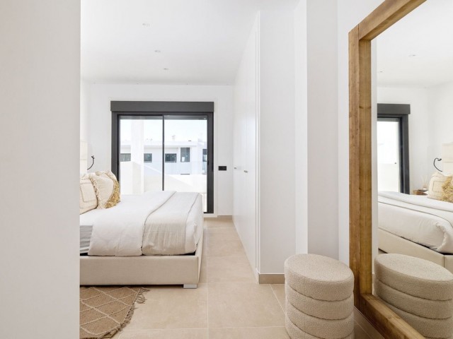 Apartamento con 2 Dormitorios  en Casares Playa