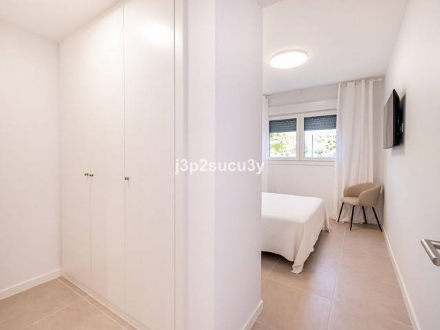 2 Schlafzimmer Apartment in Bel Air
