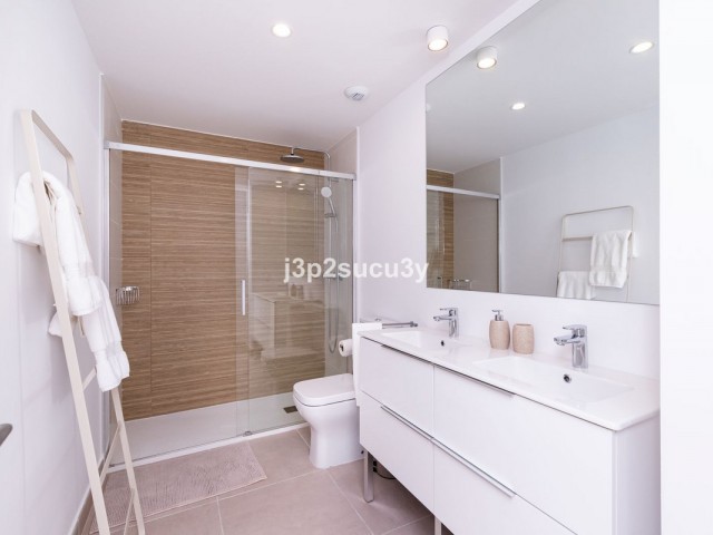 2 Schlafzimmer Apartment in Bel Air