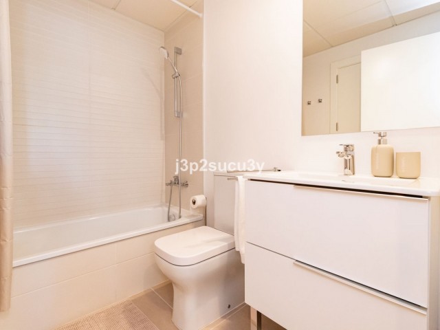 2 Schlafzimmer Apartment in Bel Air