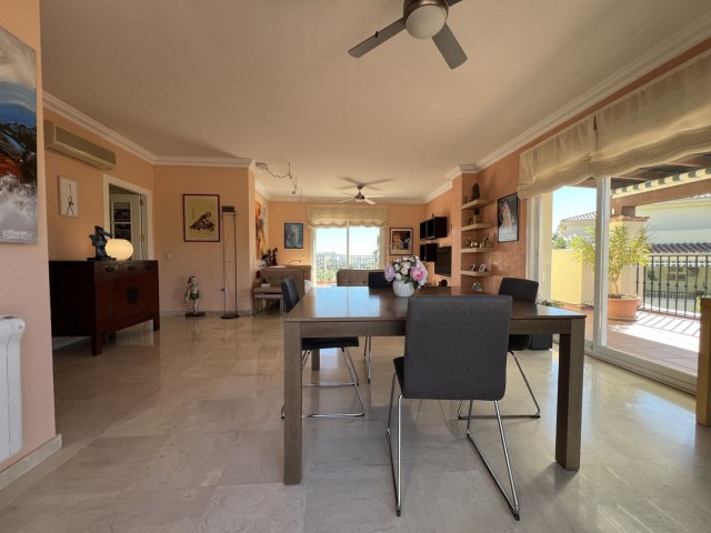 Ático con 3 Dormitorios  en La Cala Hills