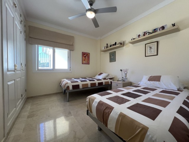 Ático con 3 Dormitorios  en La Cala Hills