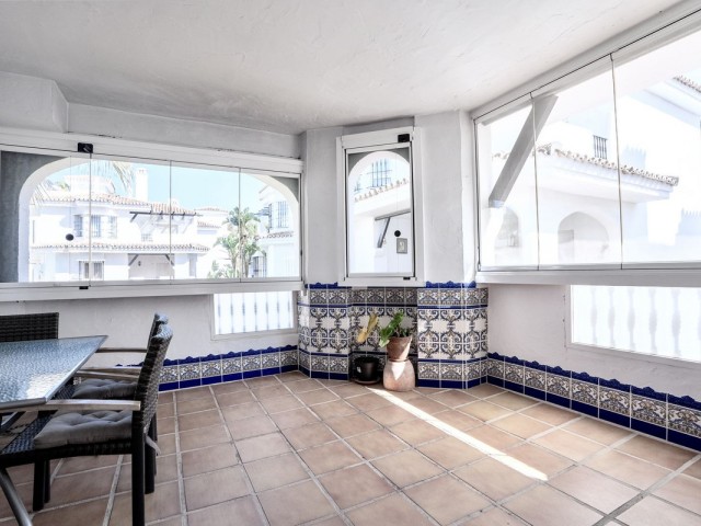Apartment, Nueva Andalucia, R5337286