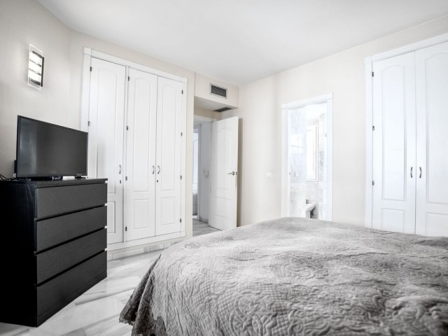 2 Bedrooms Apartment in Nueva Andalucía