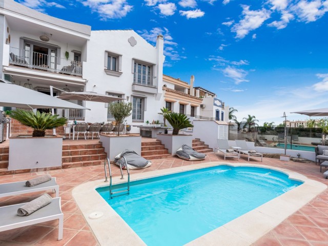 Rijtjeshuis, La Heredia, R5010322