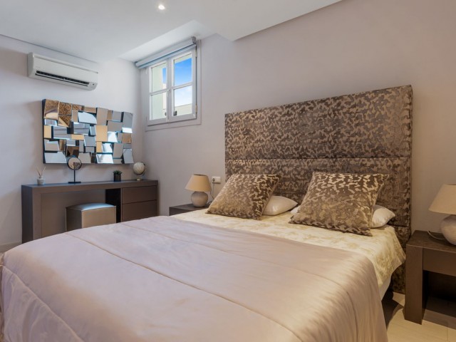 5 Slaapkamer Rijtjeshuis in La Heredia