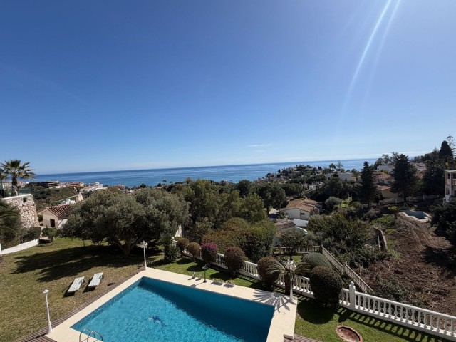Villa con 4 Dormitorios  en Torremuelle