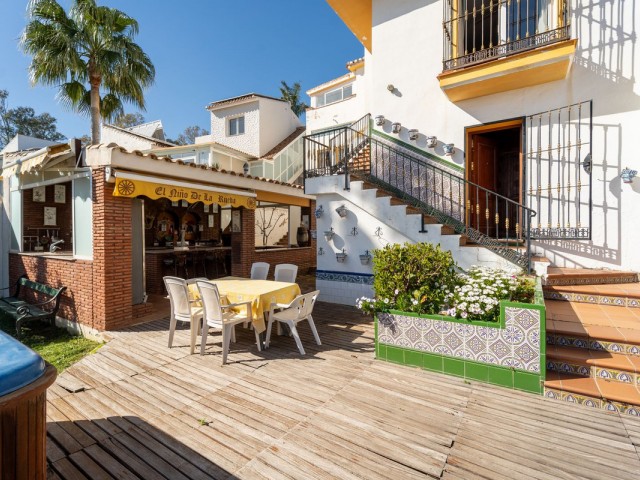 Villa con 4 Dormitorios  en Torremuelle