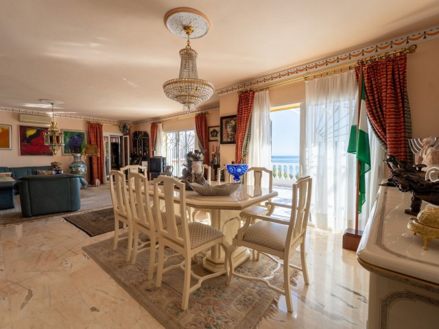 Villa con 4 Dormitorios  en Torremuelle