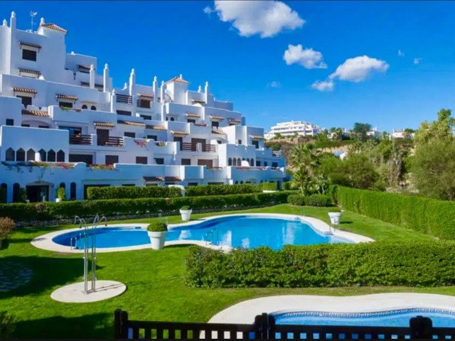 Apartamento, New Golden Mile, R2674019