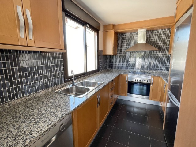 Apartamento, New Golden Mile, R2674019