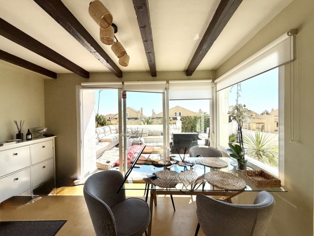 Apartamento con 2 Dormitorios  en Nagüeles
