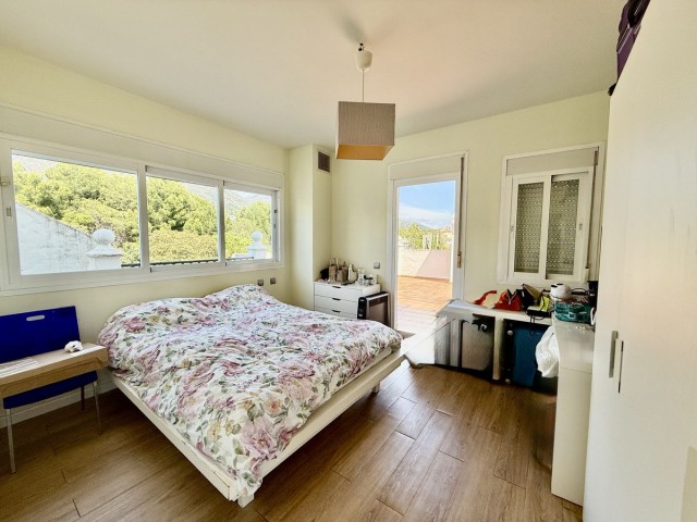 Apartamento con 2 Dormitorios  en Nagüeles