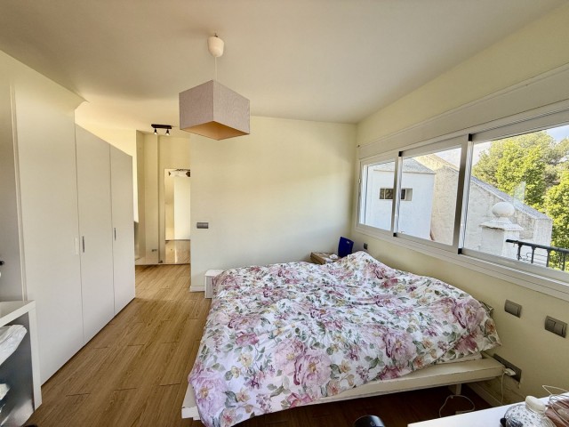 Apartamento con 2 Dormitorios  en Nagüeles
