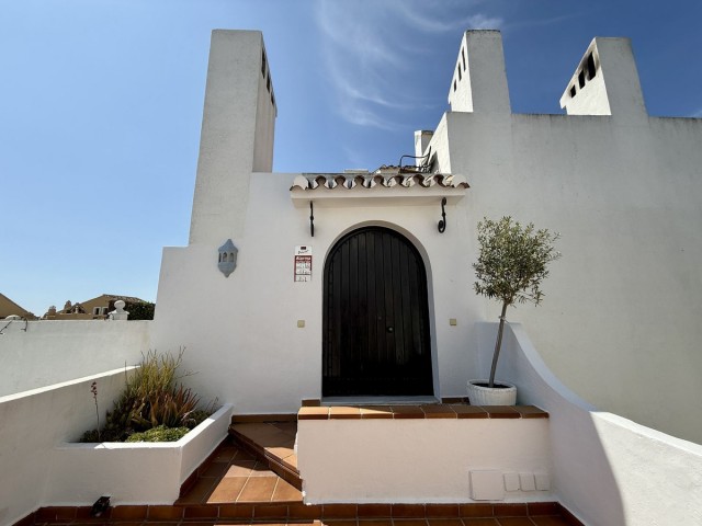Apartamento con 2 Dormitorios  en Nagüeles