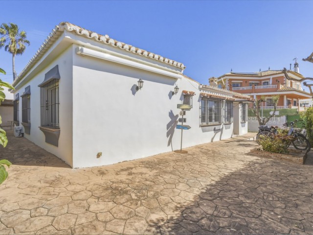 Villa con 3 Dormitorios  en El Chaparral