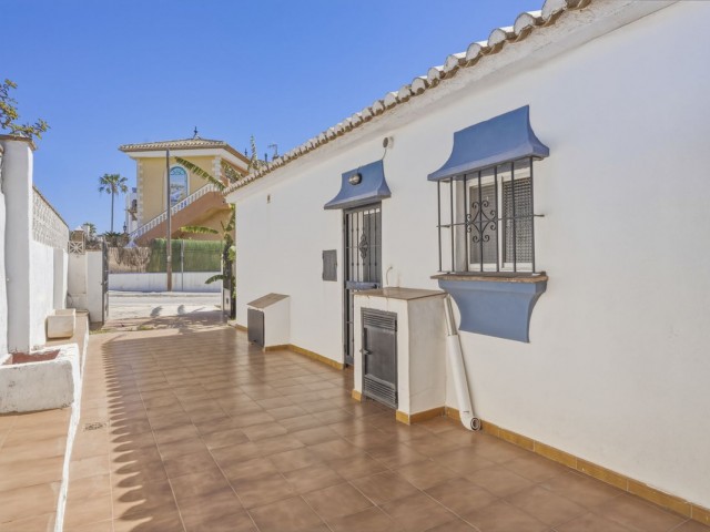 Villa con 3 Dormitorios  en El Chaparral