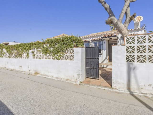 Villa con 3 Dormitorios  en El Chaparral
