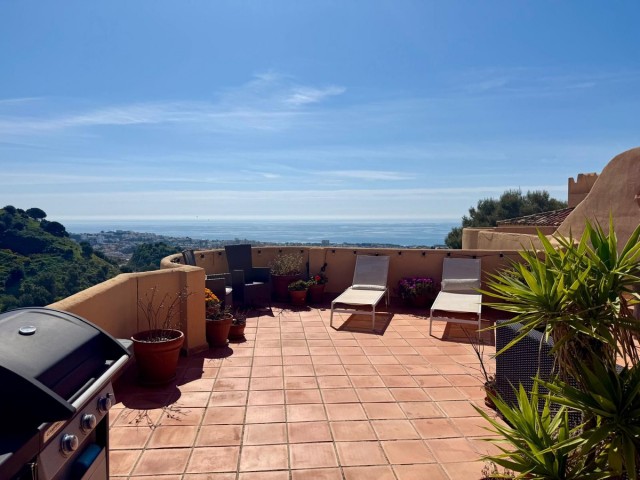 Apartment, Calahonda, R5353555