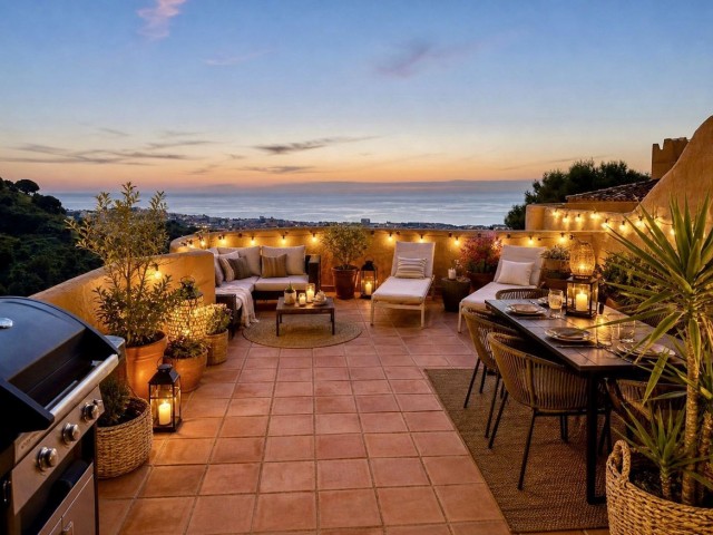 Apartment, Calahonda, R5353555