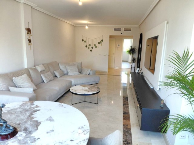 Apartamento, Nagüeles, R5353675
