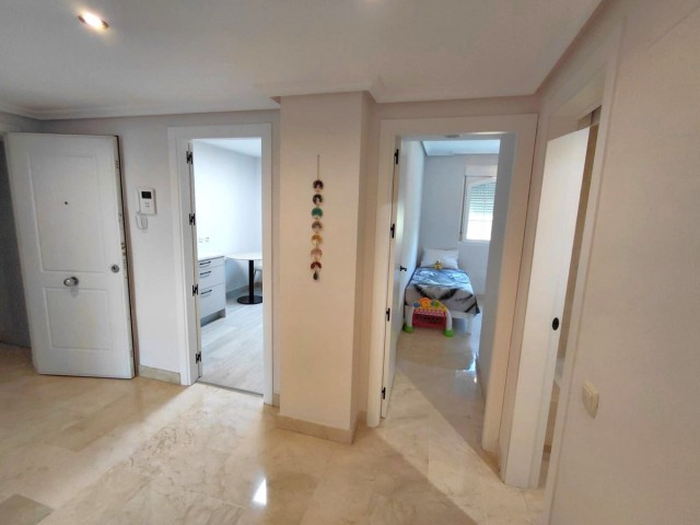 Apartamento con 2 Dormitorios  en Nagüeles