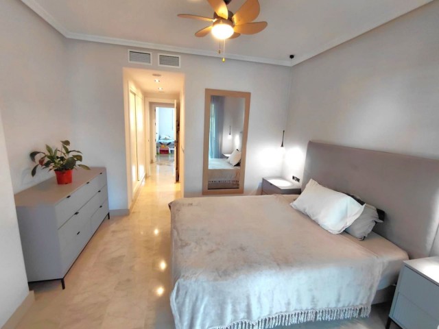Apartamento con 2 Dormitorios  en Nagüeles