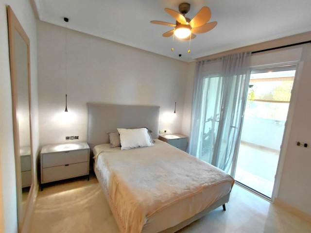 Apartamento con 2 Dormitorios  en Nagüeles