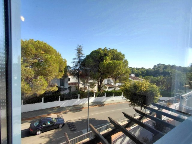 Apartamento con 2 Dormitorios  en Nagüeles