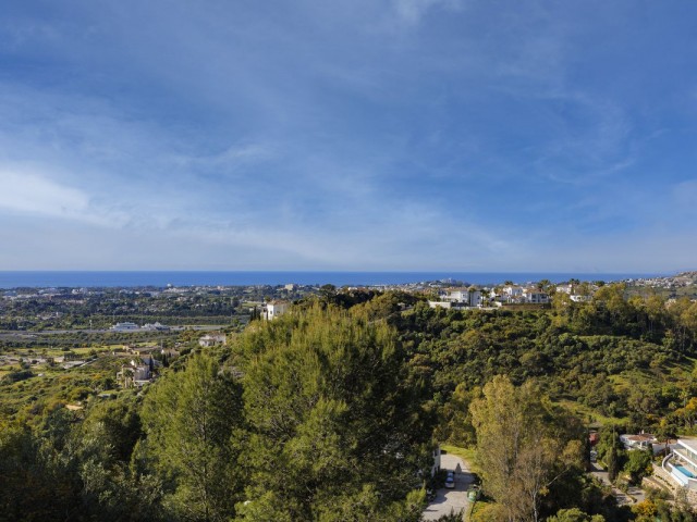 Apartamento con 2 Dormitorios  en Monte Halcones
