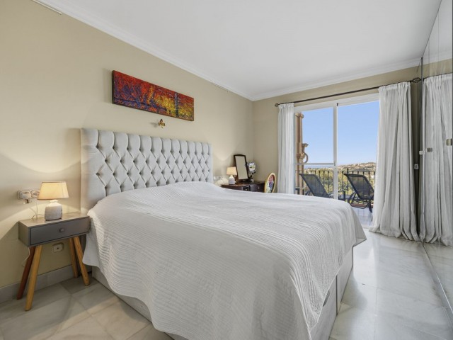 Apartamento con 2 Dormitorios  en Monte Halcones
