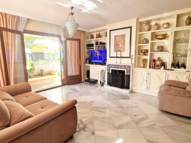 Villa, Mijas Golf, R5354425