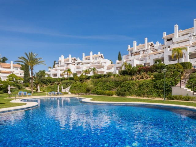 3 Bedrooms Apartment in Los Monteros