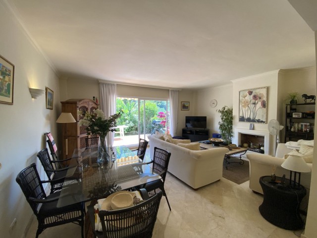 Apartamento, La Quinta, R4688032
