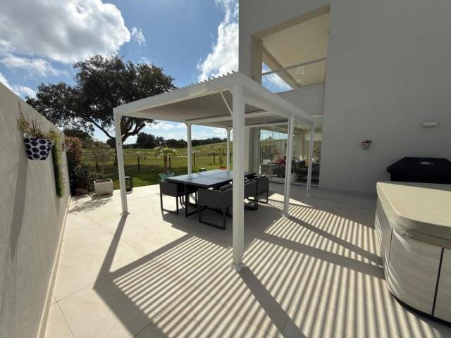 3 Bedrooms Apartment in San Roque