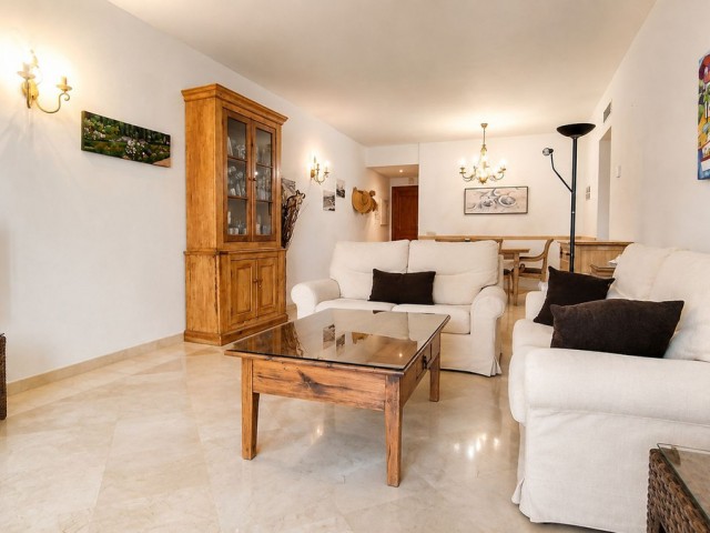 Apartamento con 3 Dormitorios  en Costalita