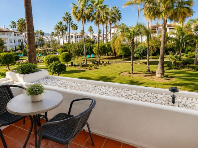 Apartamento con 3 Dormitorios  en Costalita