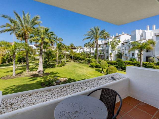 Apartamento con 3 Dormitorios  en Costalita